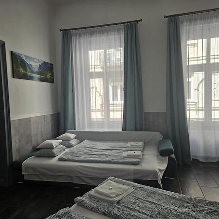 בודפשט D3 Basilica Luxury Spacious Free Parking For 1 Car מראה חיצוני תמונה