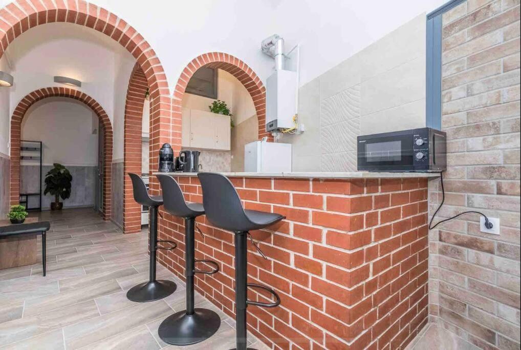 בודפשט D3 Basilica Luxury Spacious Free Parking For 1 Car מראה חיצוני תמונה