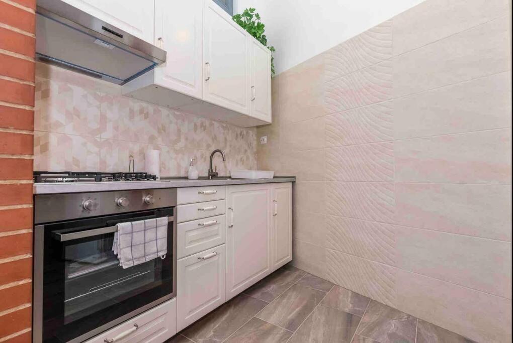 בודפשט D3 Basilica Luxury Spacious Free Parking For 1 Car מראה חיצוני תמונה